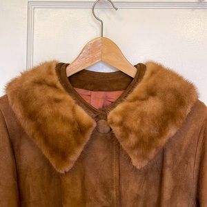 Vintage suede coat, fur collar, size small